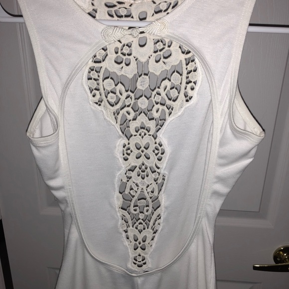 NastyGal Lace Bodycon Dress - Picture 4 of 7